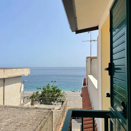 Casa Famiani Bed & Breakfast-3